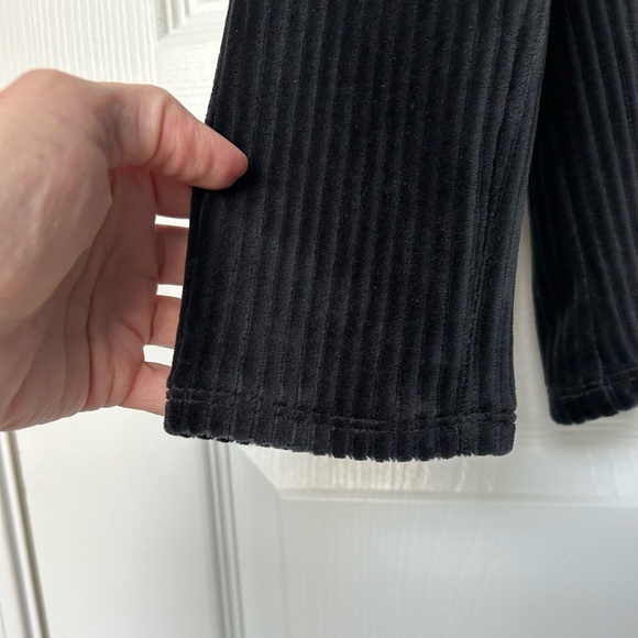 J. Jill Ribbed Velvet V Neck Black Sweater Size Small NWT - Picture 7 of 10